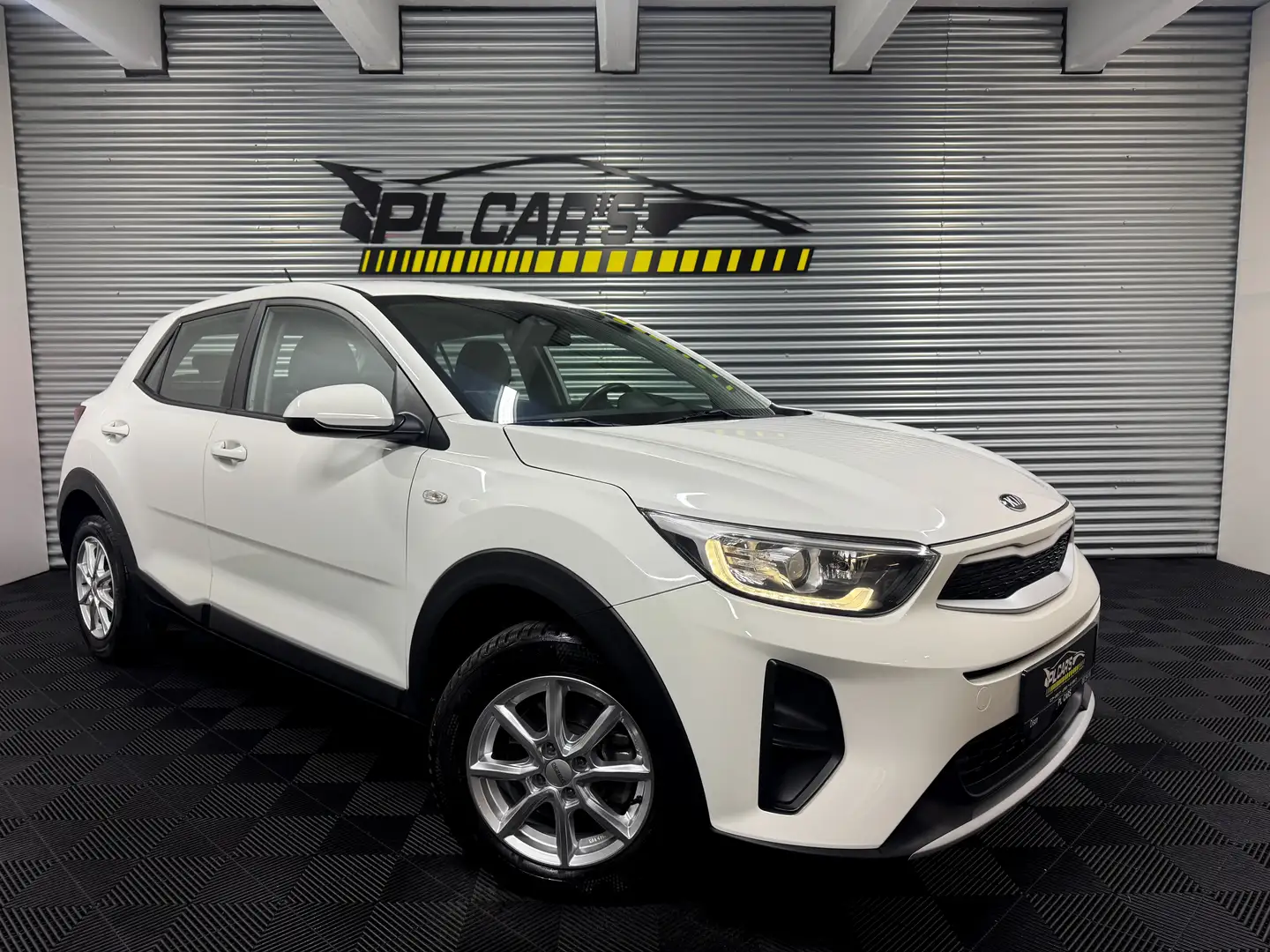 Kia Stonic Stonic 1.2i Easy | GPS | GARANTIE - 1