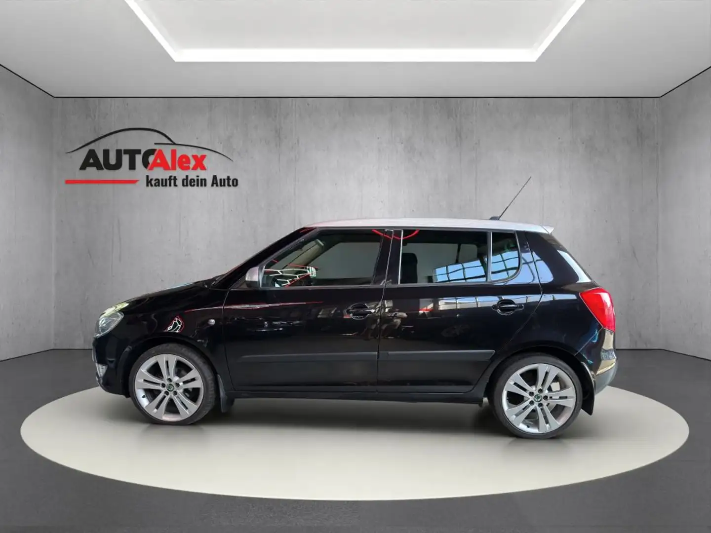 Skoda Fabia 1.2 TSI Ambiente - 2