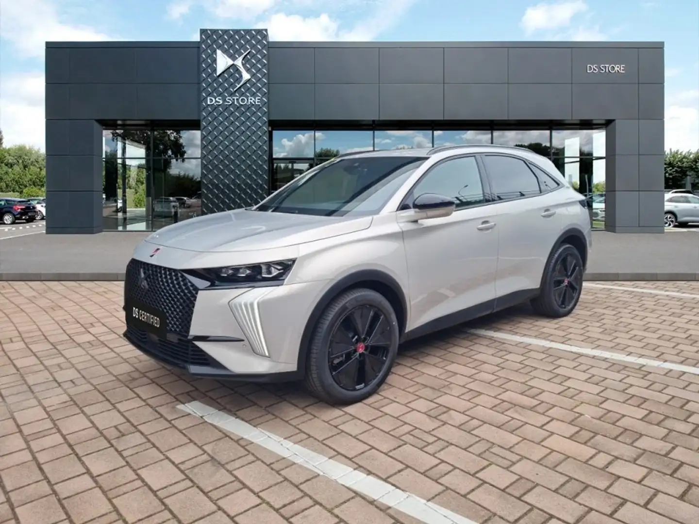 DS Automobiles DS 7 E-TENSE 225CV PERFORMANCE LINE + Argintiu - 1