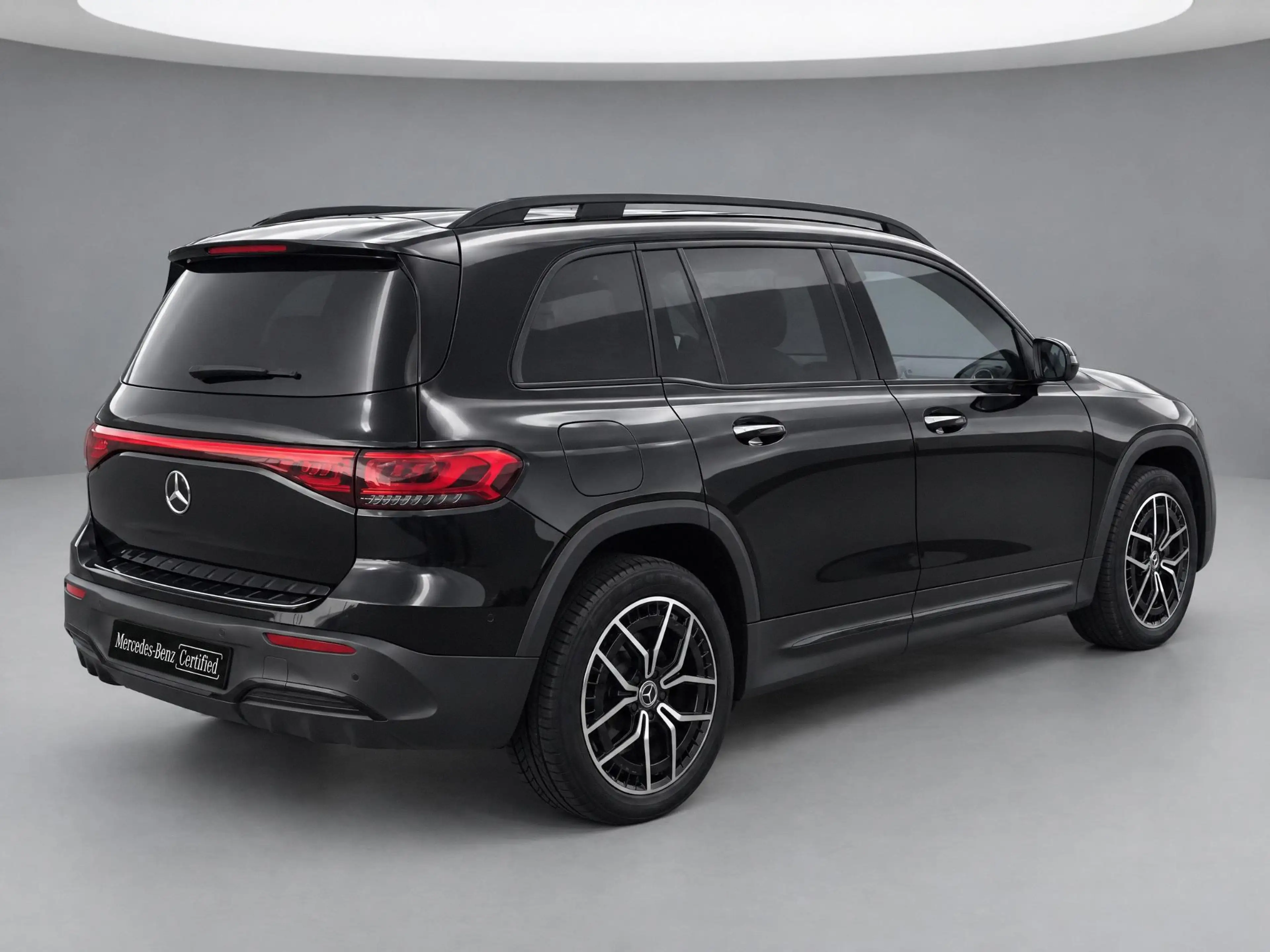 Mercedes-Benz EQB 250 250+ Business Edition 7p. 71 kWh — photo 2