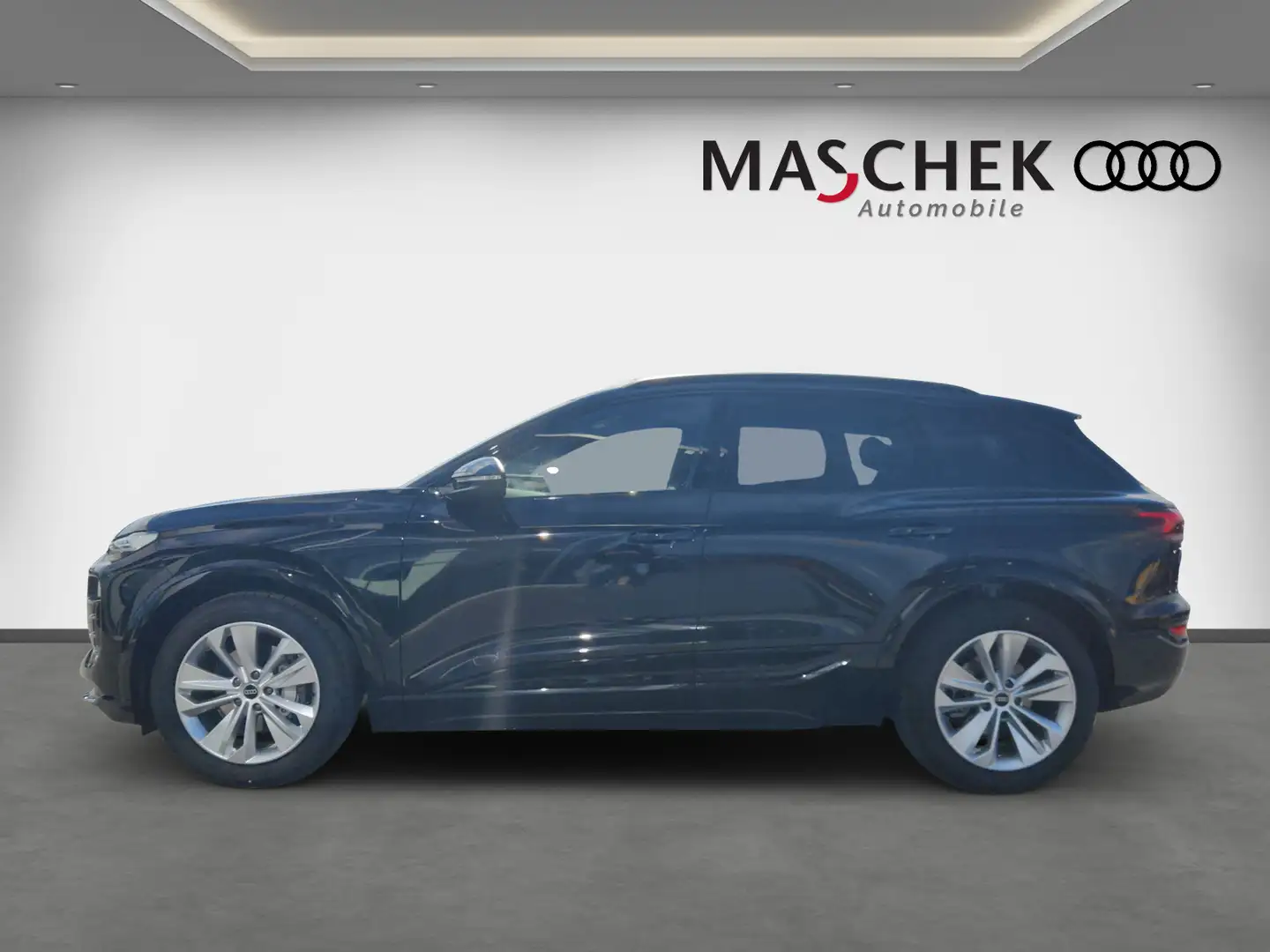 Audi Q6 e-tron Performance TechPRO AHK S-Line 5JGar e-tron Schwarz - 2
