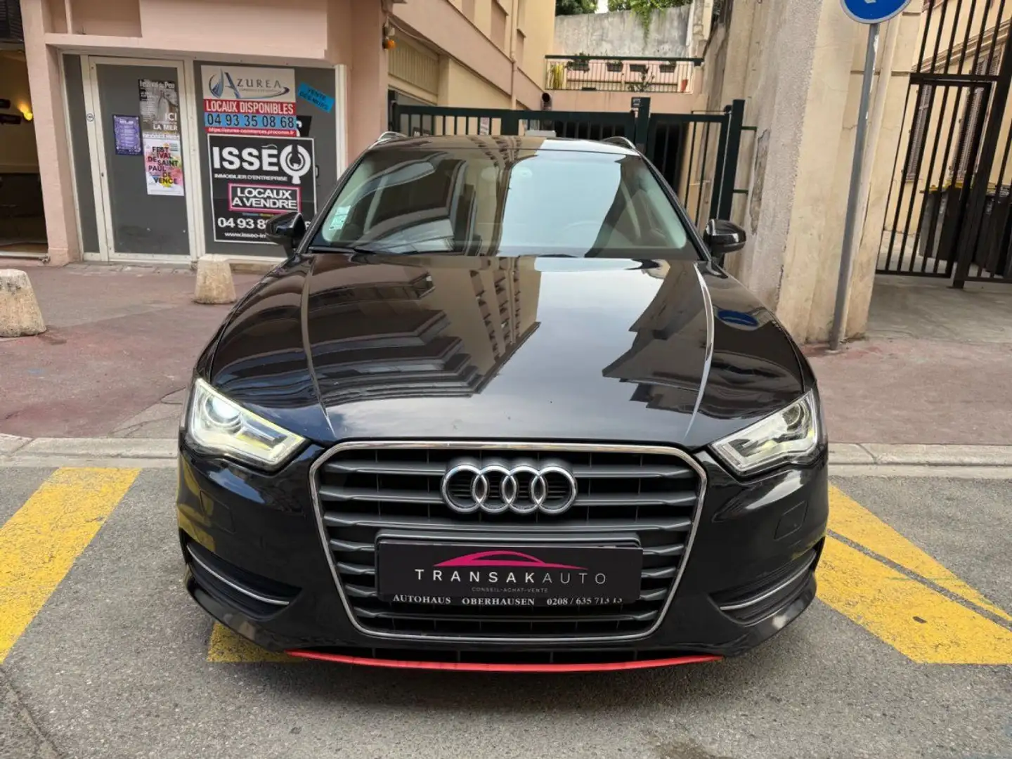 Audi A3 1.6 TDI 105 CV Ambiente Zwart - 2