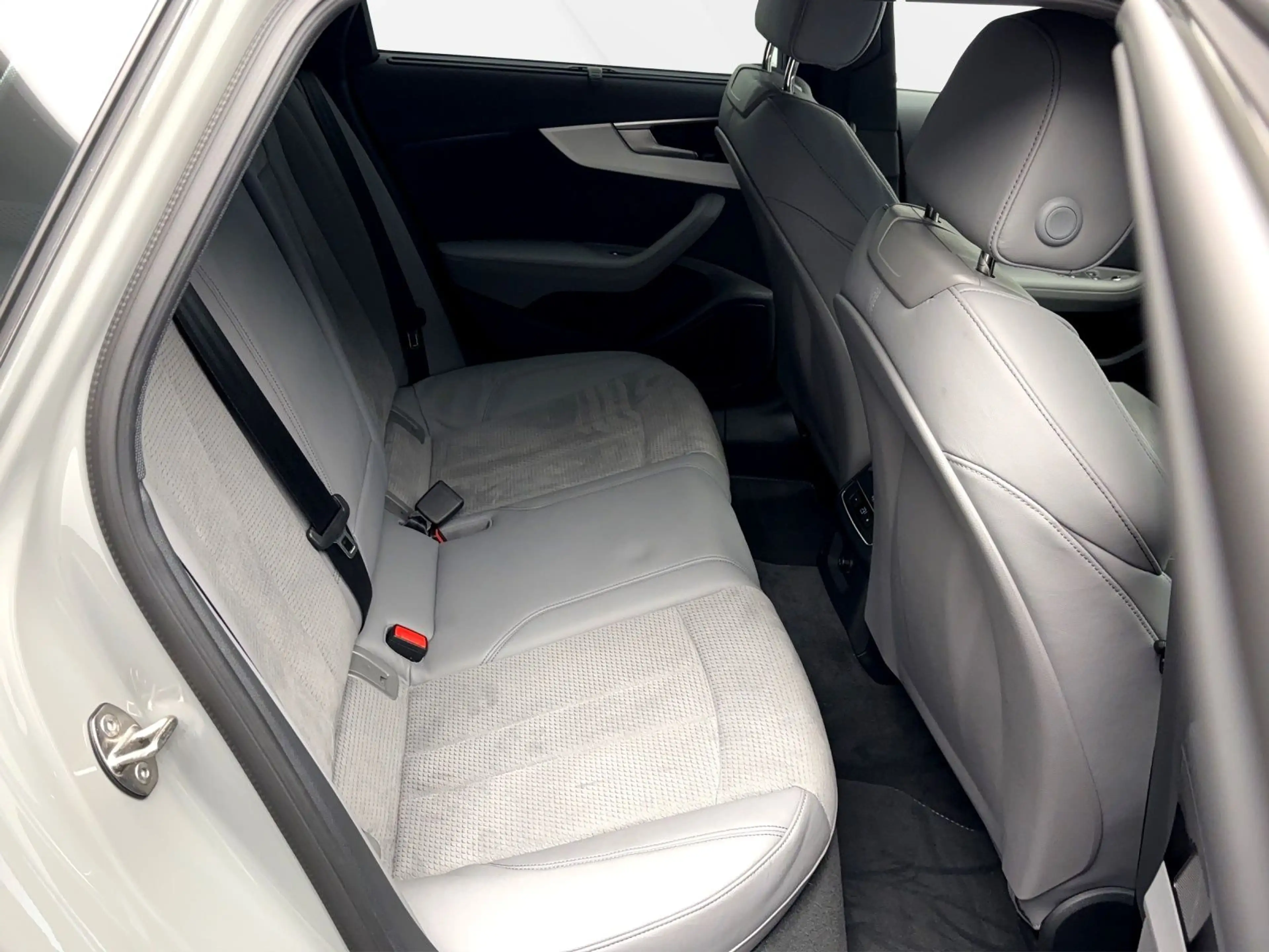 Audi S4 Avant TDI quattro — photo 6