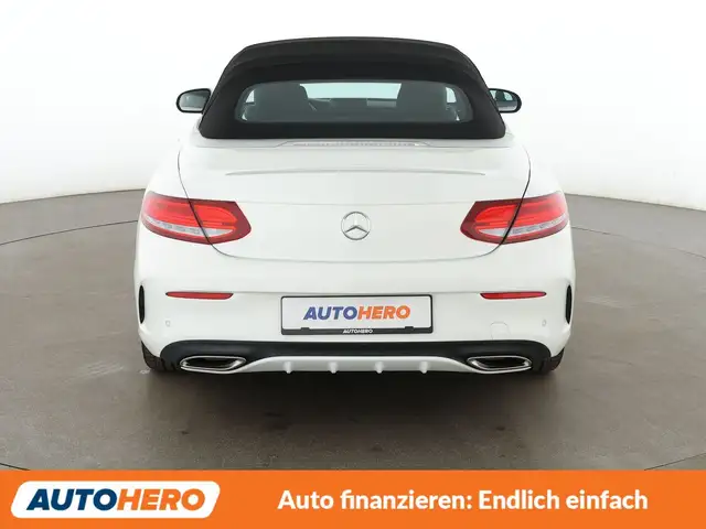 Mercedes-Benz C-Class view 5