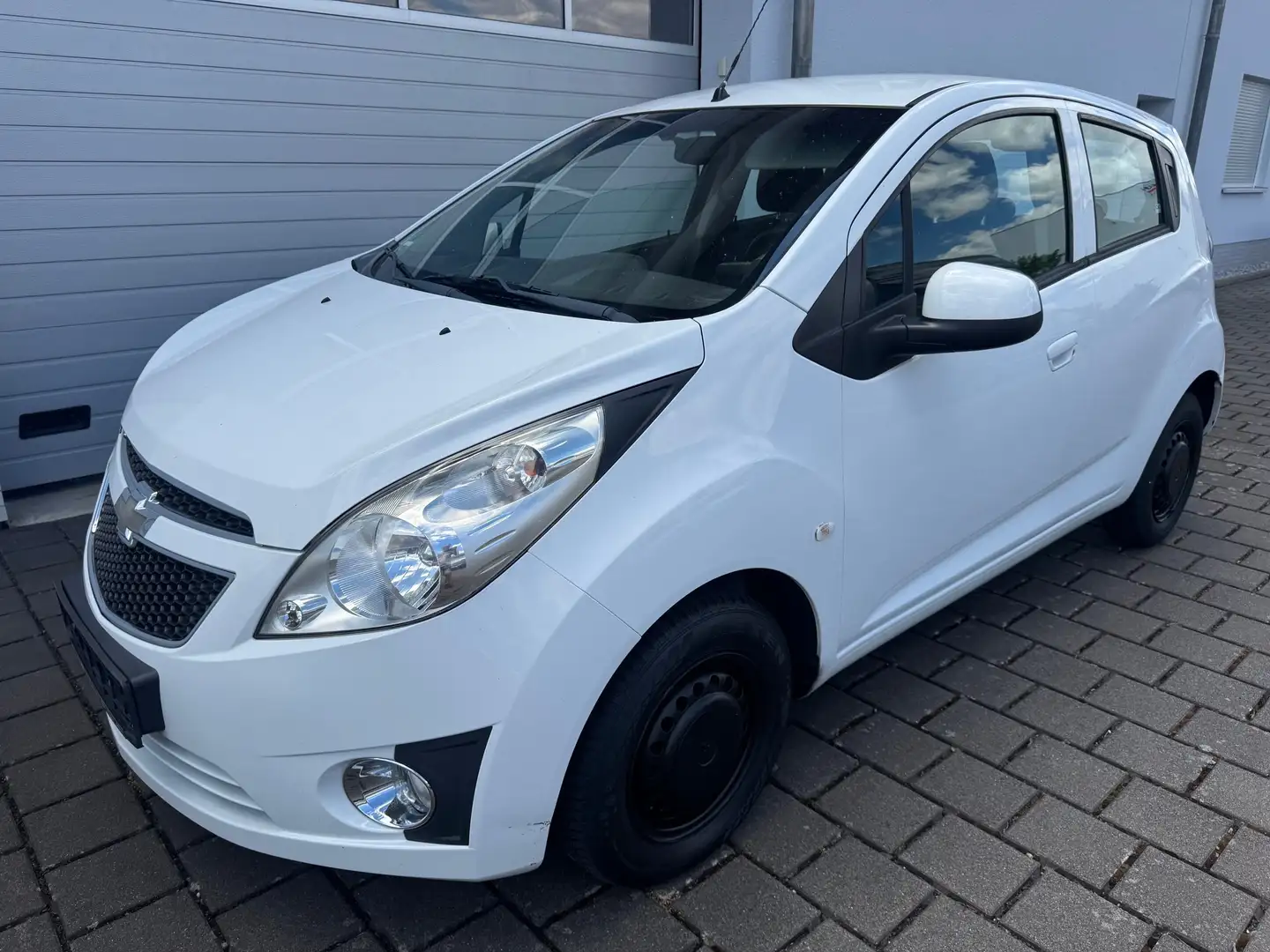 Chevrolet Spark LS Klima 1,0 50kW EXPORT! Weiß - 1