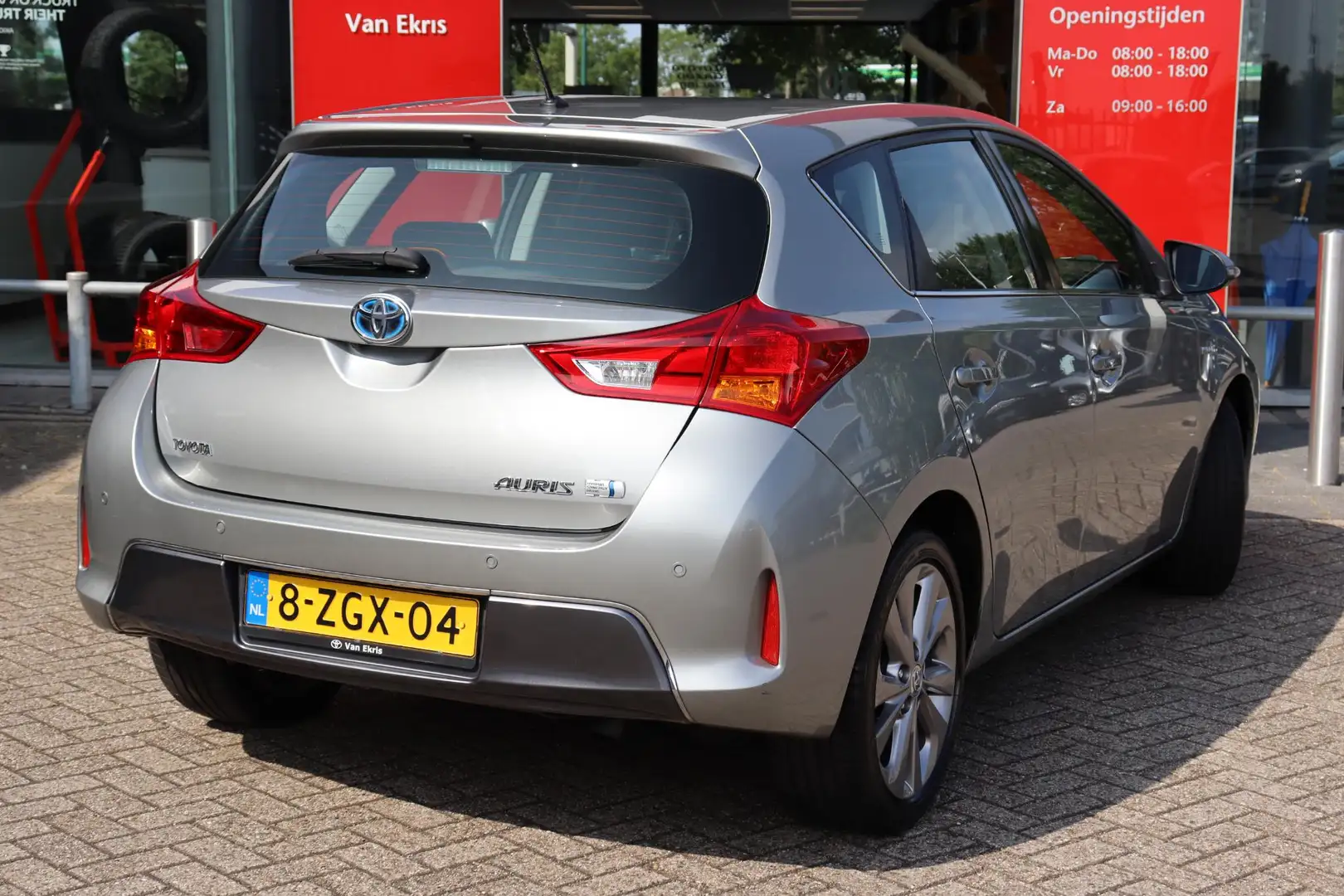 Toyota Auris 1.8 Hybrid Lease, Parkeersensoren Gris - 2
