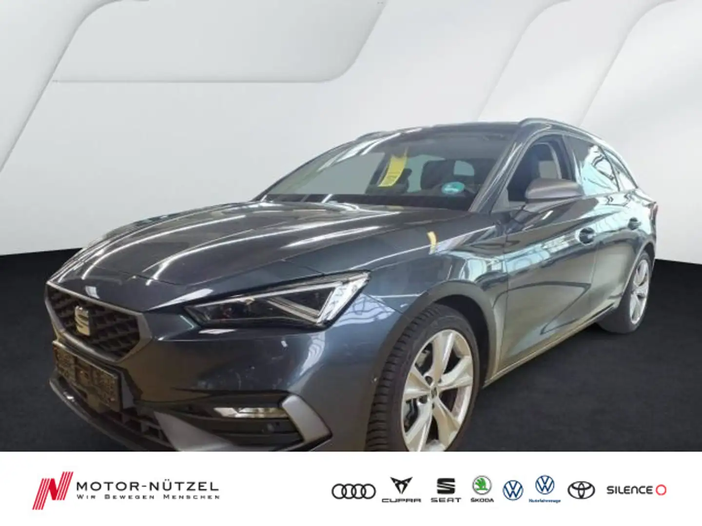 SEAT Leon ST 1.5eTSI DSG FR MATRIX+NAV+APP+ACC+SHZ+VC Grau - 1