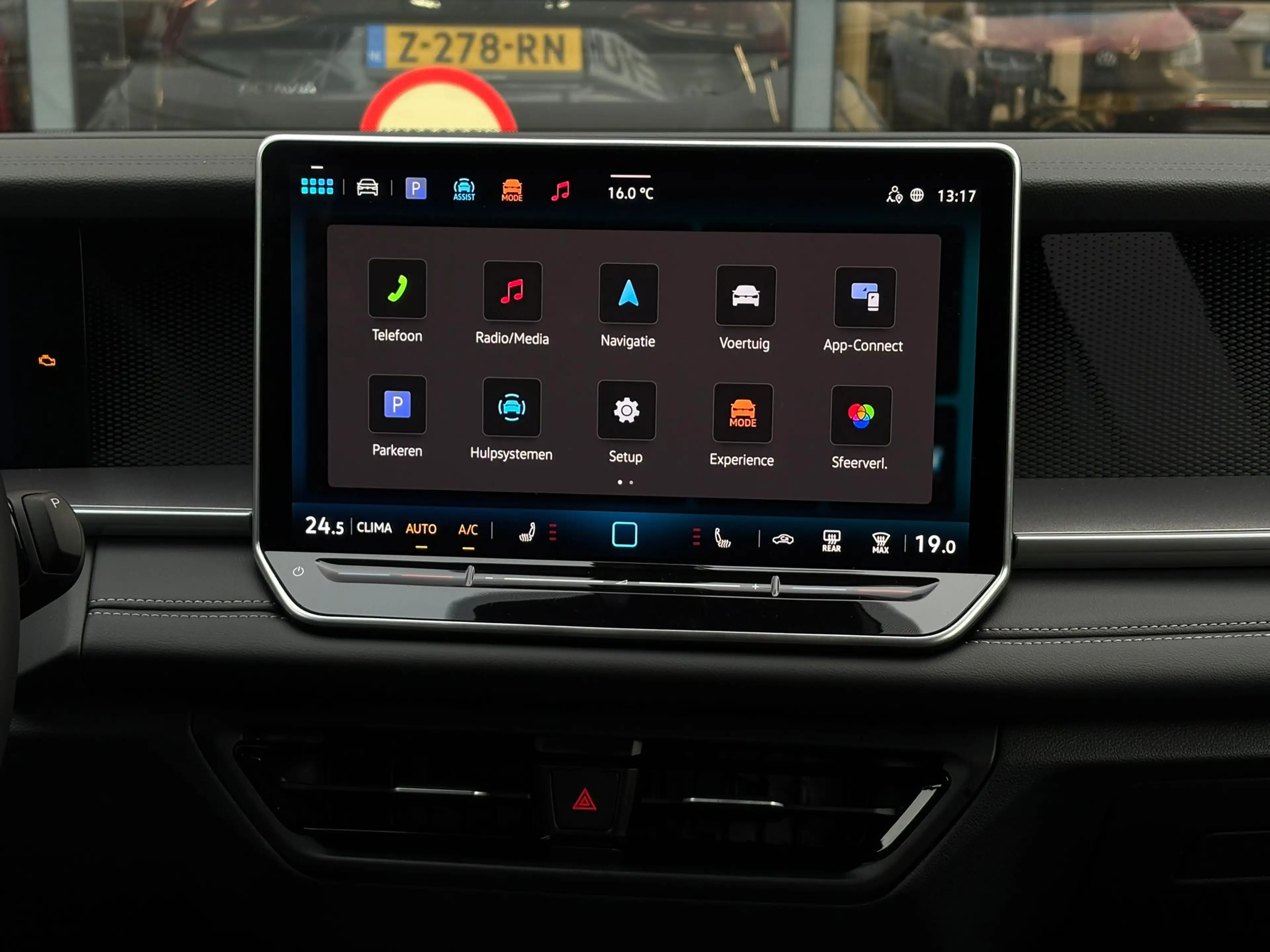 Volkswagen Tayron 1.5 eTSI 150 pk Life 7-DSG. 7Pers. | Achteruitrijc — photo 23