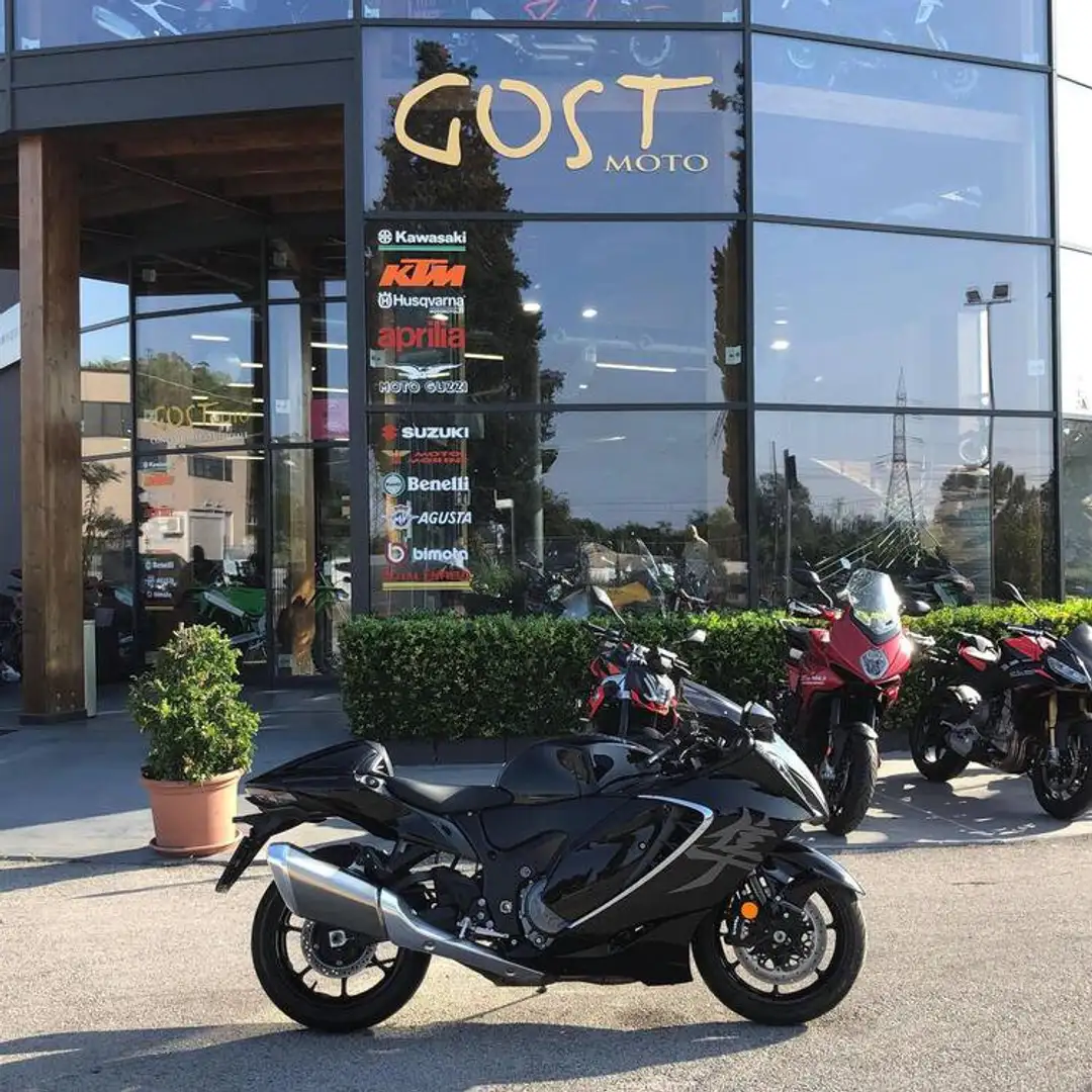 Suzuki Hayabusa R - 1