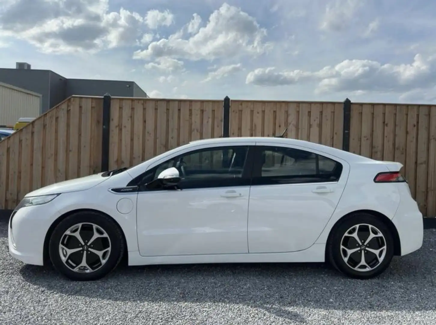 Opel Ampera hybrid - 2