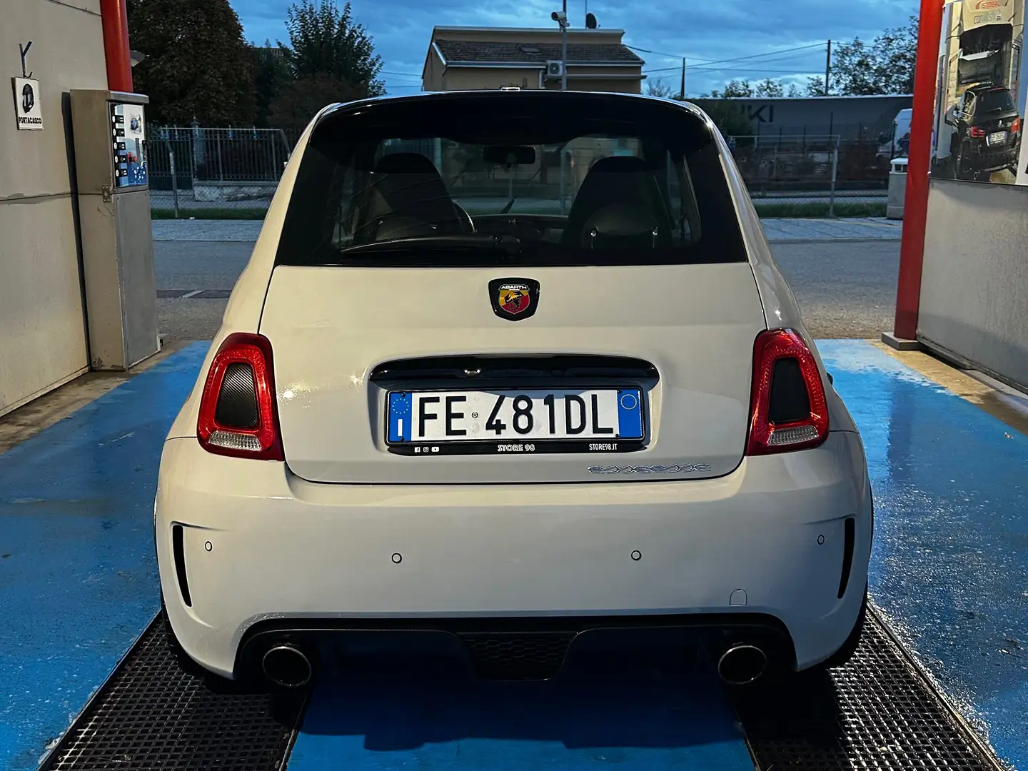 Abarth 595 595 1.4 t-jet Turismo 165cv Szary - 2