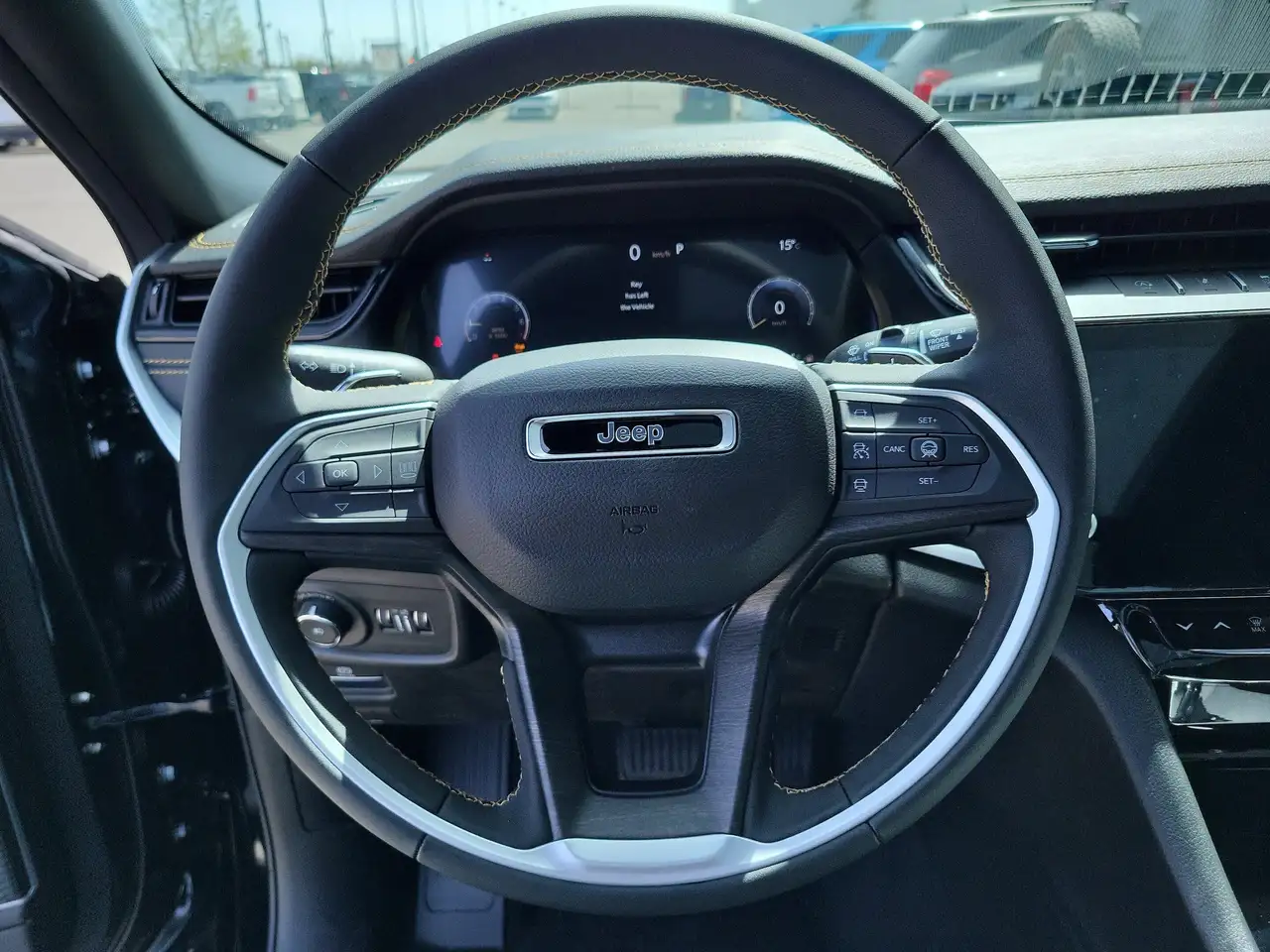 Jeep Grand Cherokee снимка Jeep Grand Cherokee