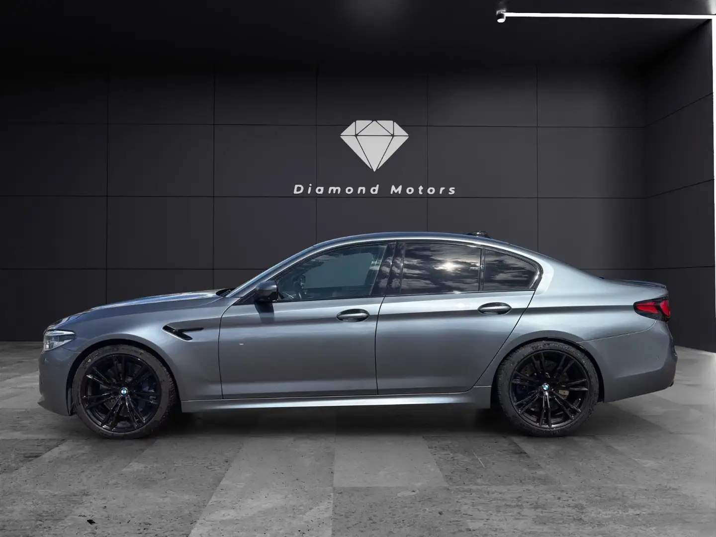 BMW M5 F90 *Finanzierung* Grau - 2