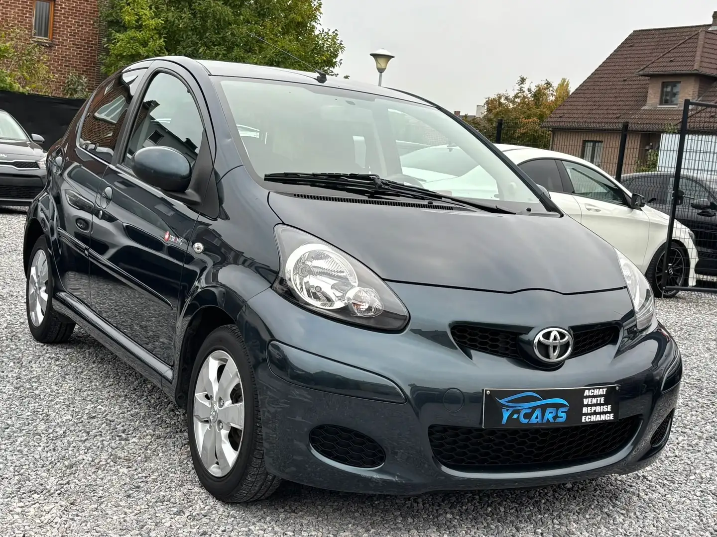 Toyota Aygo 1.0i //SÉRIE TORONTO// 12MOIS GARANTIE Groen - 1