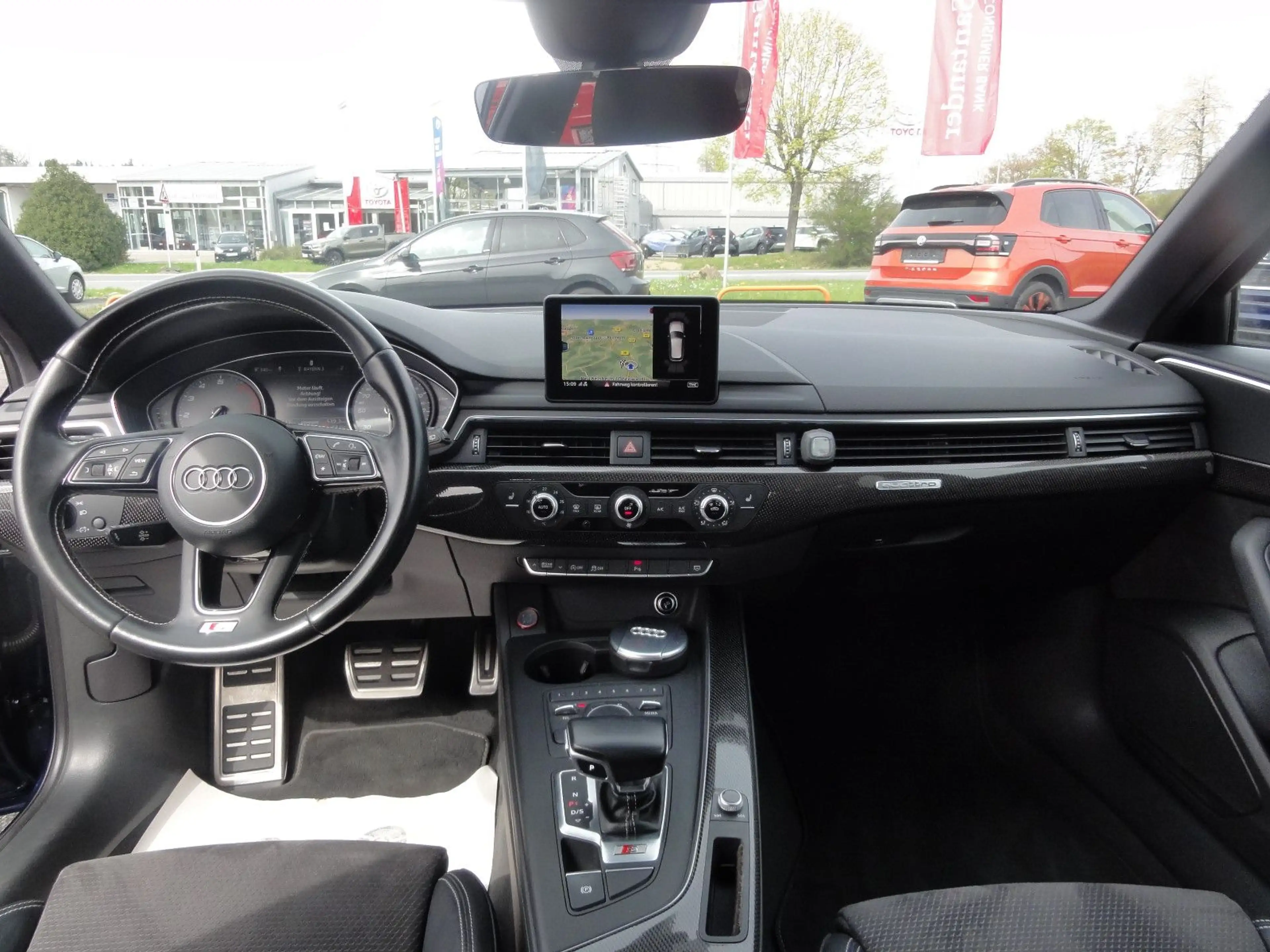 Audi S4 Avant 3.0 TFSI quattro Navi LED Alcantara — photo 14