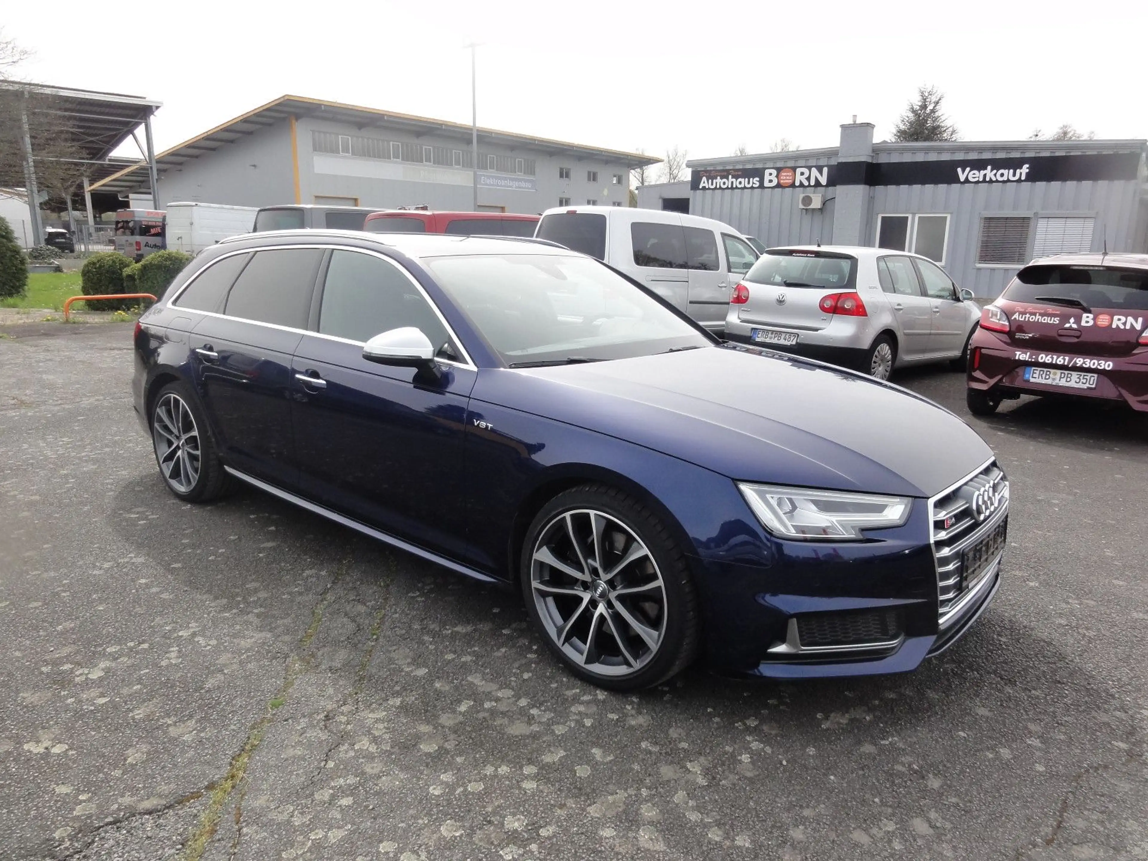 Audi S4 Avant 3.0 TFSI quattro Navi LED Alcantara — photo 6