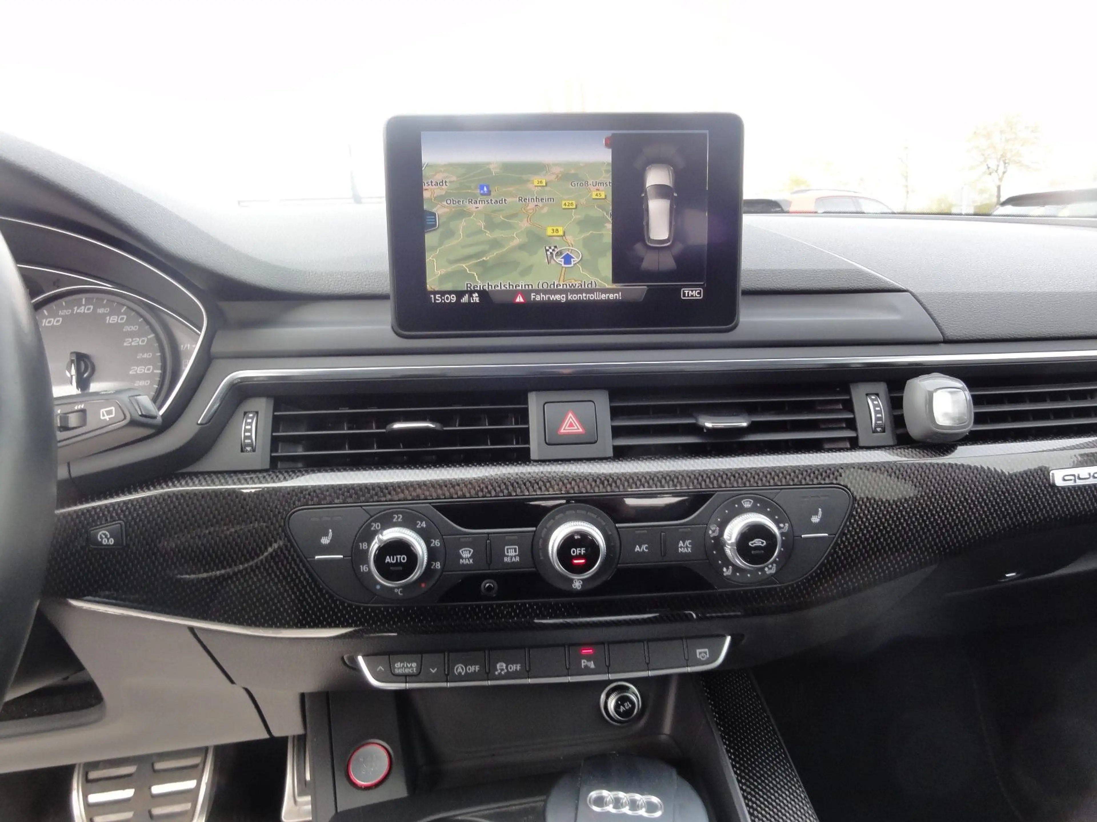 Audi S4 Avant 3.0 TFSI quattro Navi LED Alcantara — photo 11