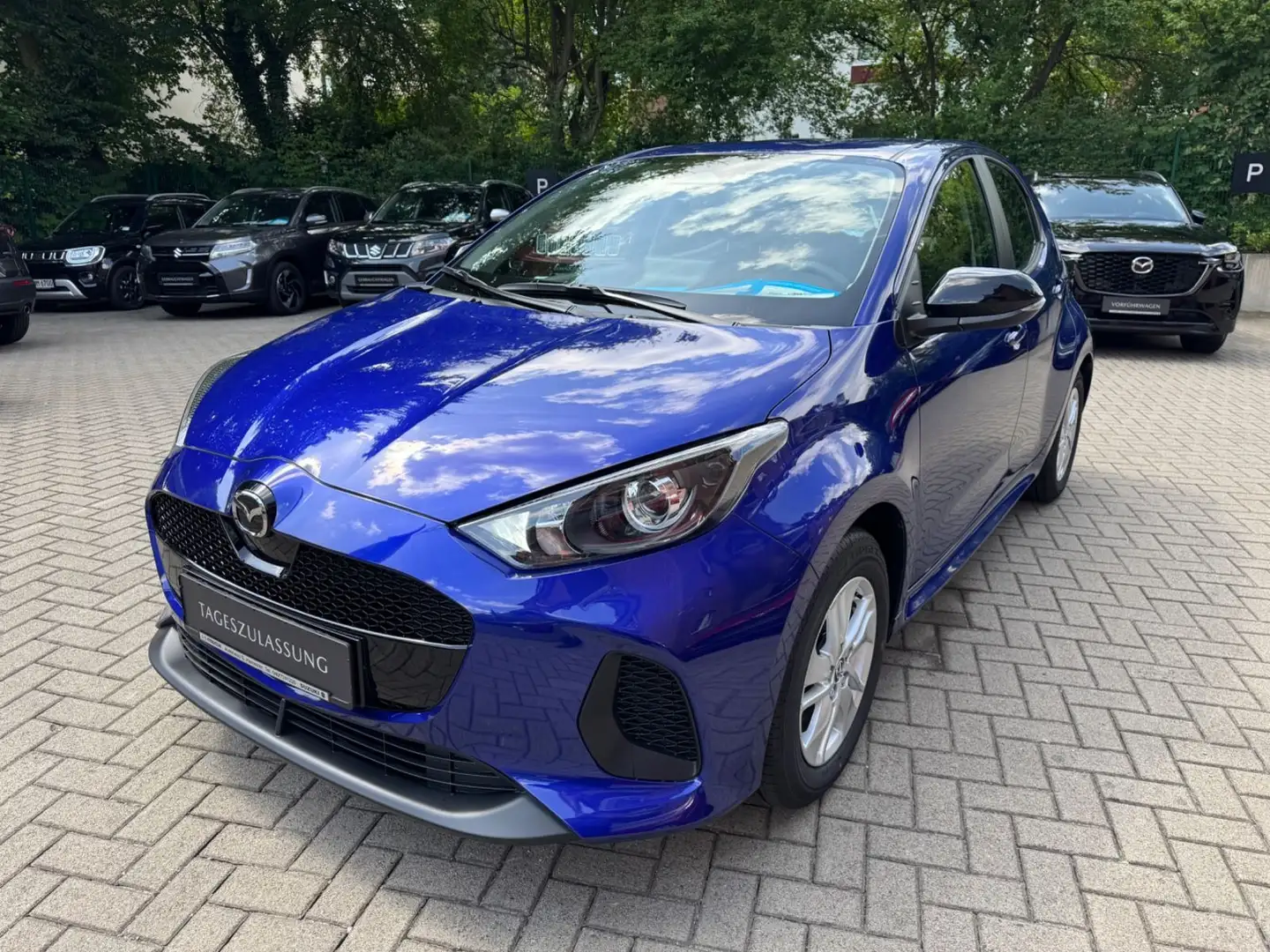 Mazda 2 Hybrid VVT-i 116 e-CVT FWD CENTRE-LINE Niebieski - 1