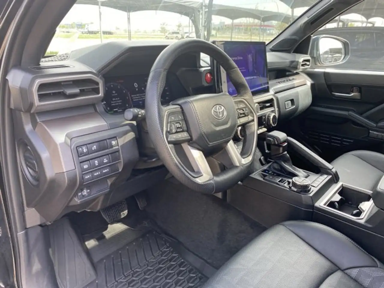 Toyota Tacoma снимка Toyota Tacoma