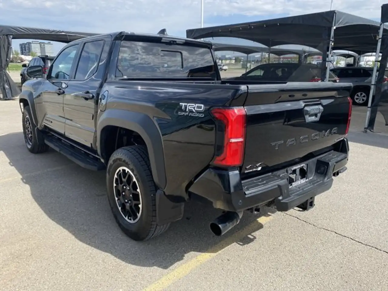 Toyota Tacoma снимка Toyota Tacoma