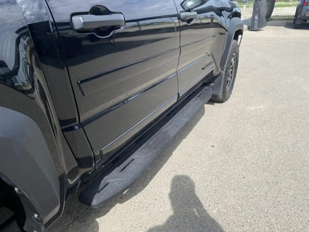 Toyota Tacoma снимка Toyota Tacoma