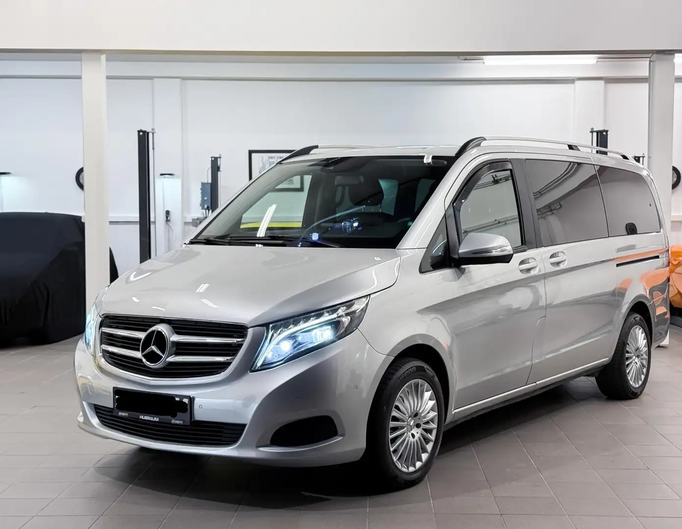 Mercedes-Benz V 250 d lang Aut. Luxus Serie Silber - 1