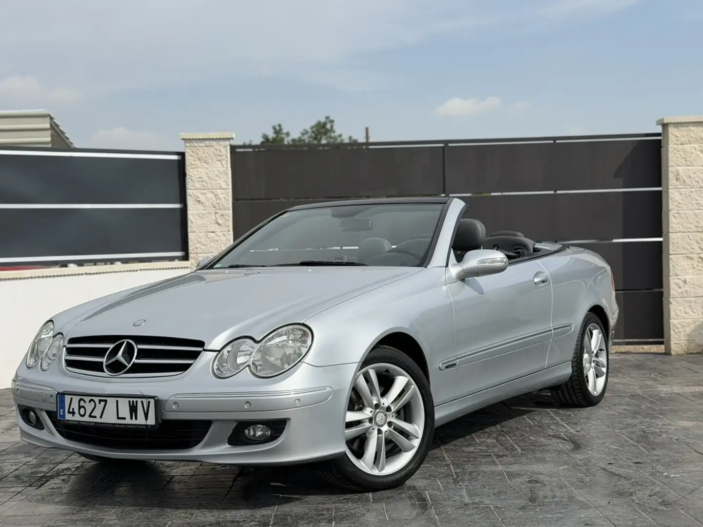 Mercedes-Benz CLK 200 Cabrio K Grijs - 1