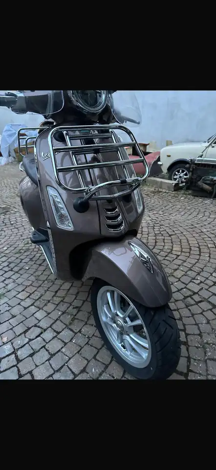 Vespa Primavera Touring 125