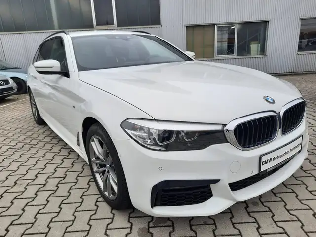 BMW 530 d xDrive Touring Aut.*M-Sport*AHKschwenkbar*Standhzg*