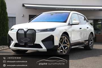 40 xDrive Sportpaket +AHK+HEAD-UP+ASSIST+22"+