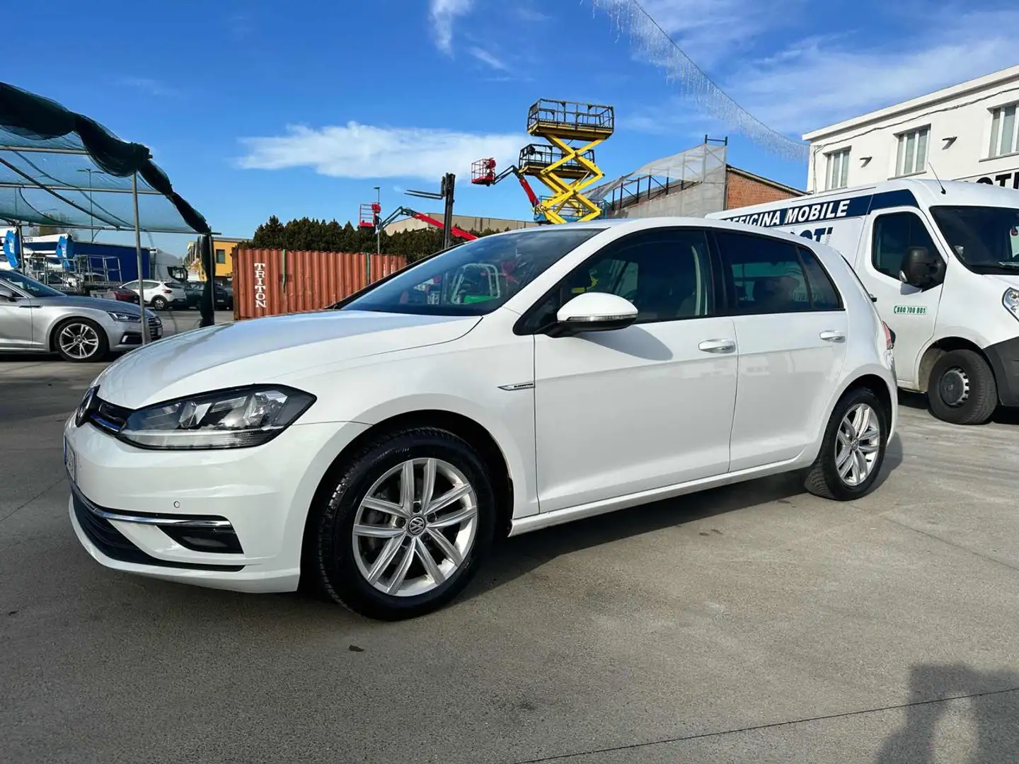 Volkswagen Golf 1.5 TGI 5p. Executive BlueMotion Technology Blanc - 1