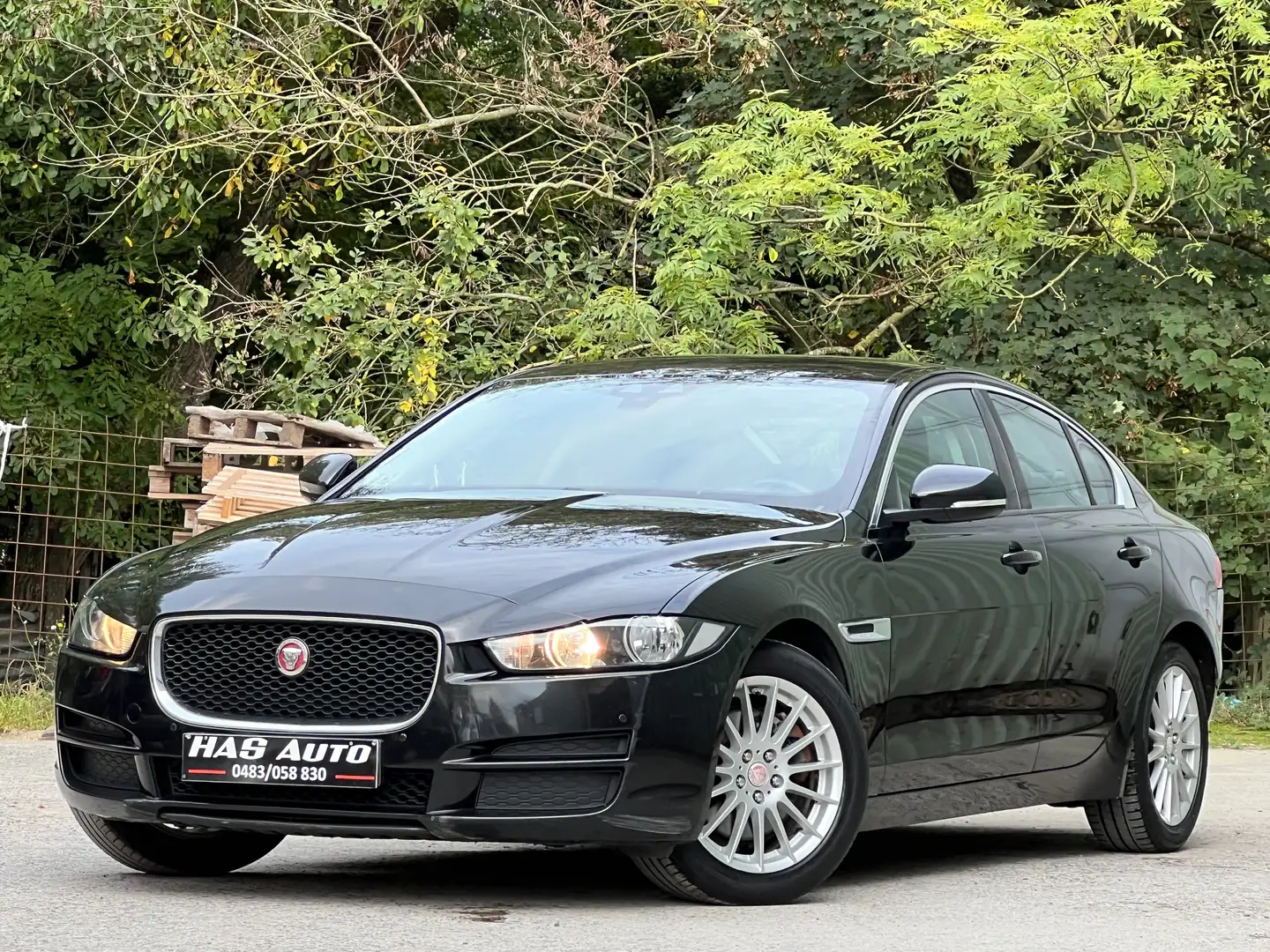 Jaguar XE 2.0 D//EURO6B//NAVI//CAMERA - 1