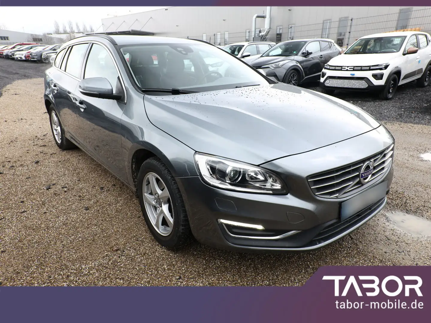 Volvo V60 T3 152 Geartronic Momentum Nav PDC LM16 Grau - 2
