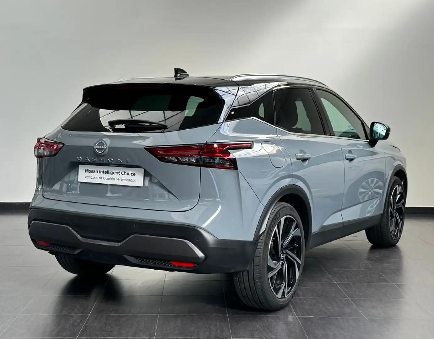 Nissan Qashqai 1.3 DIG-T mHEV 12V Tekna + 4x2 Aut. 116kW - 2