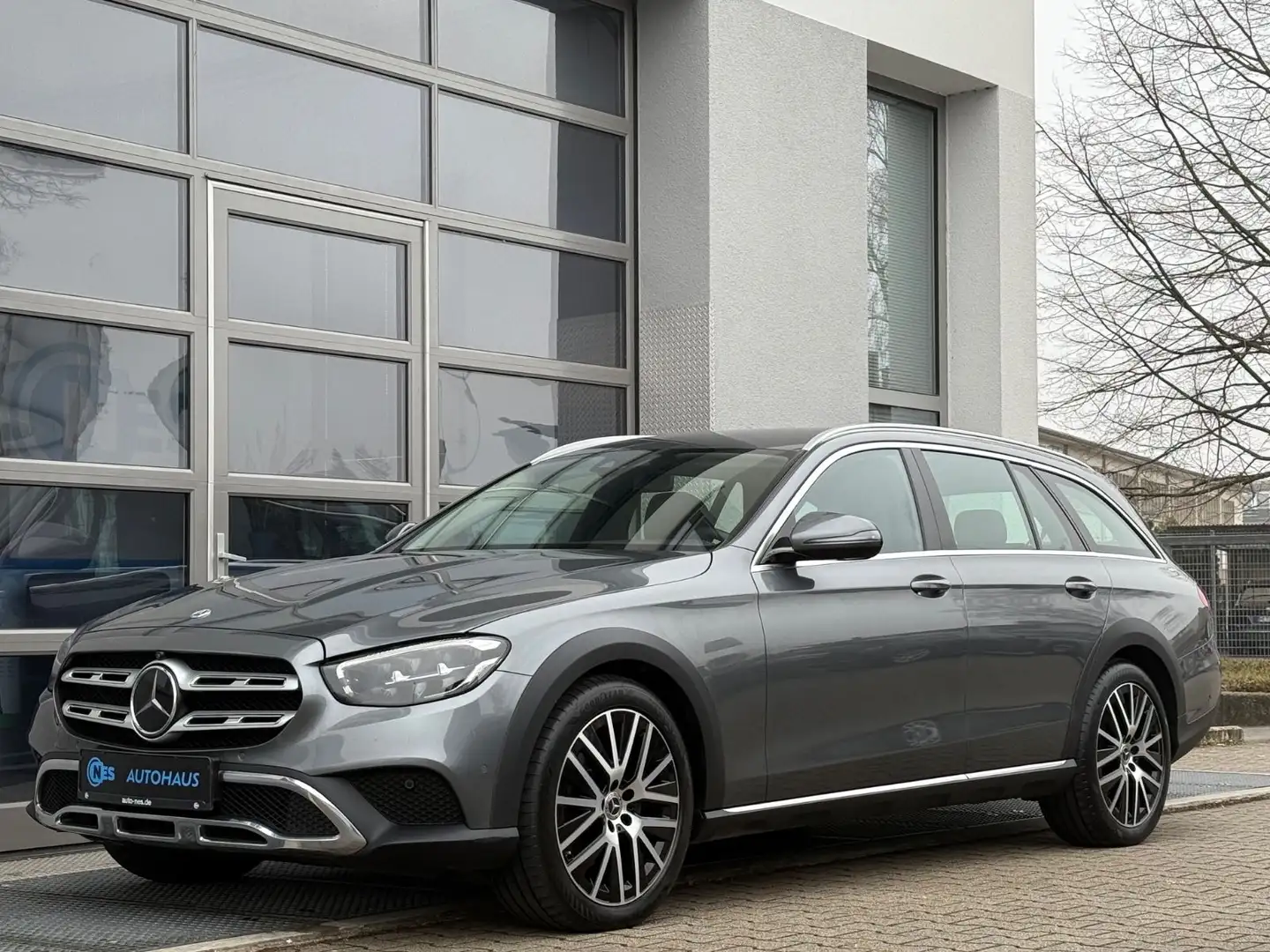 Mercedes-Benz E 220 d 4M*ALL-TERRAIN*MASSAGE*360*BELÜFT*MEMORY Grau - 1
