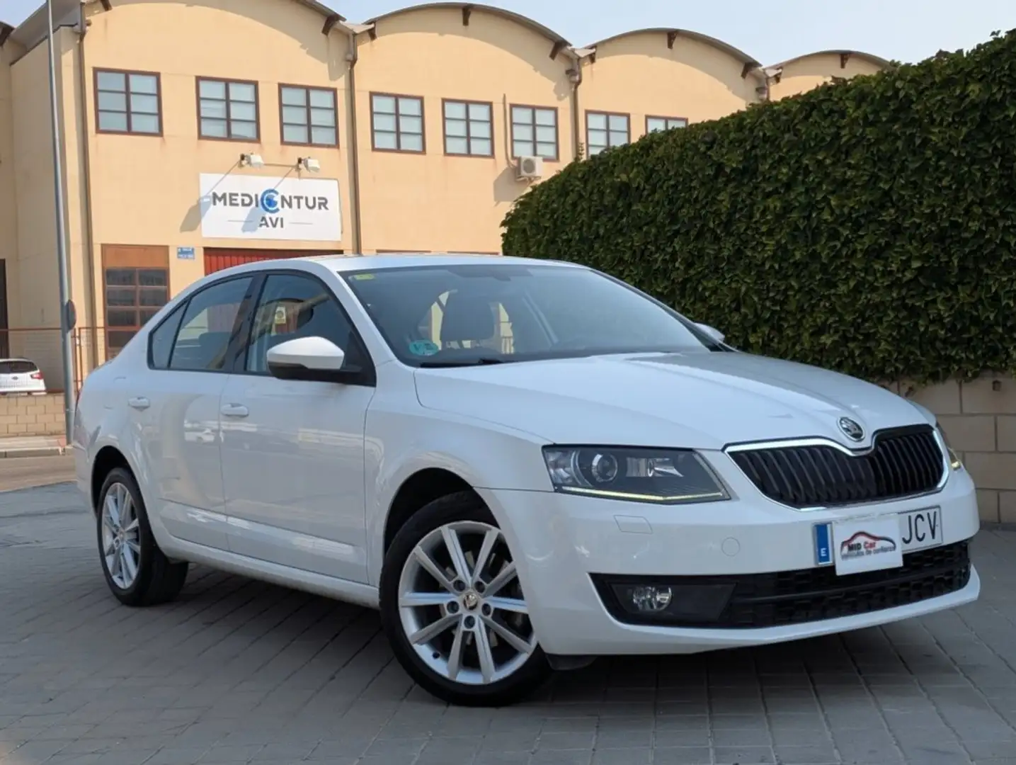 Skoda Octavia 1.4 TSI Style DSG 150 Blanco - 1