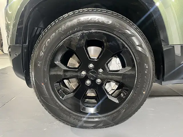 Land Rover Defender 110 P300e PHEV AWD X-Dynamic SE Aut. Ansicht 6