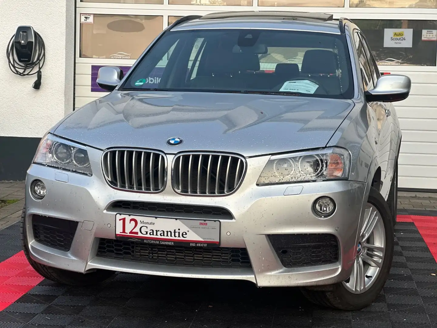 BMW X3 xDrive 28 i M SPORTPAKET* Silber - 1