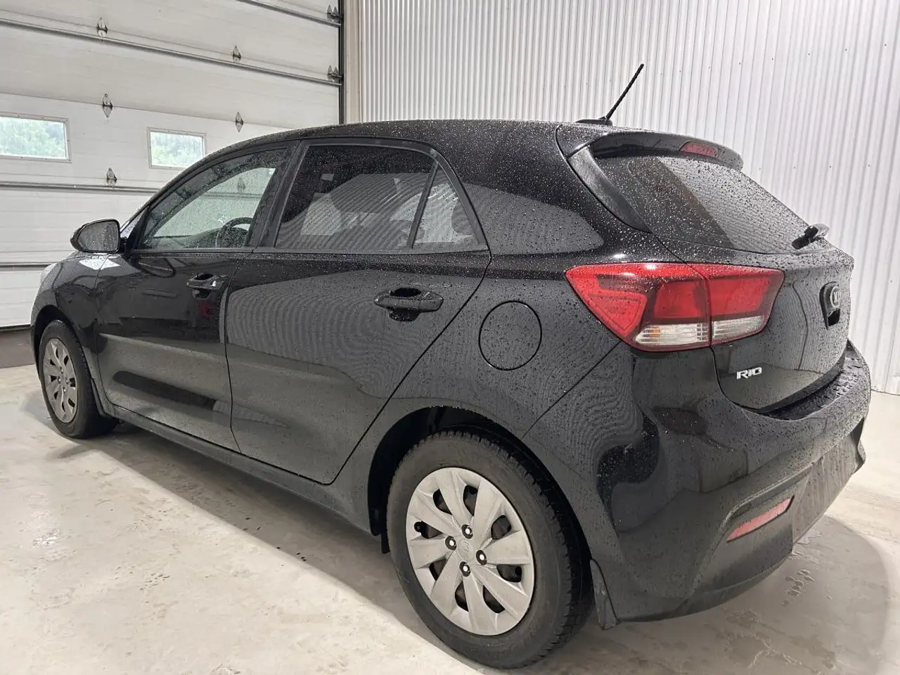 Kia Rio снимка Kia Rio