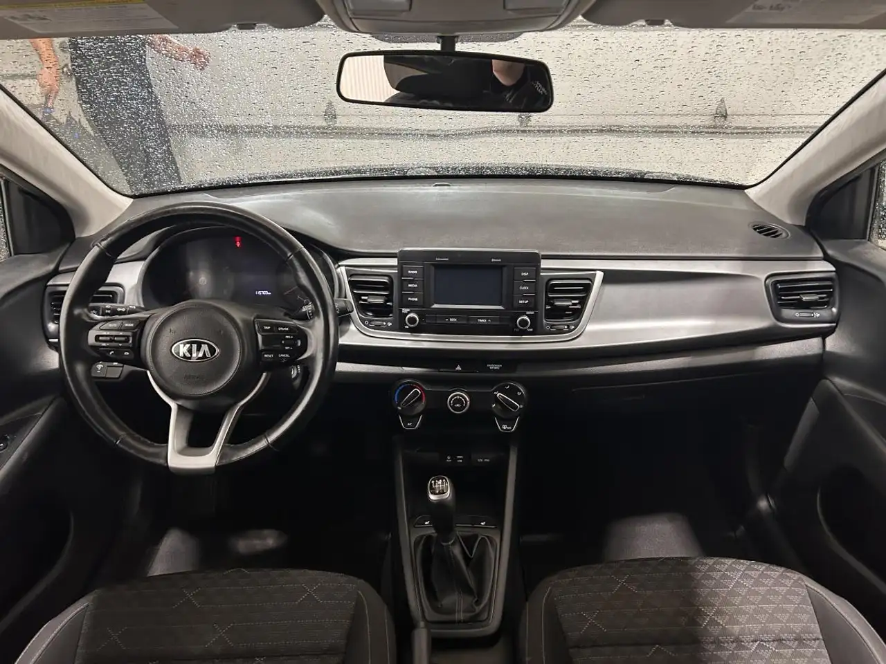 Kia Rio снимка Kia Rio