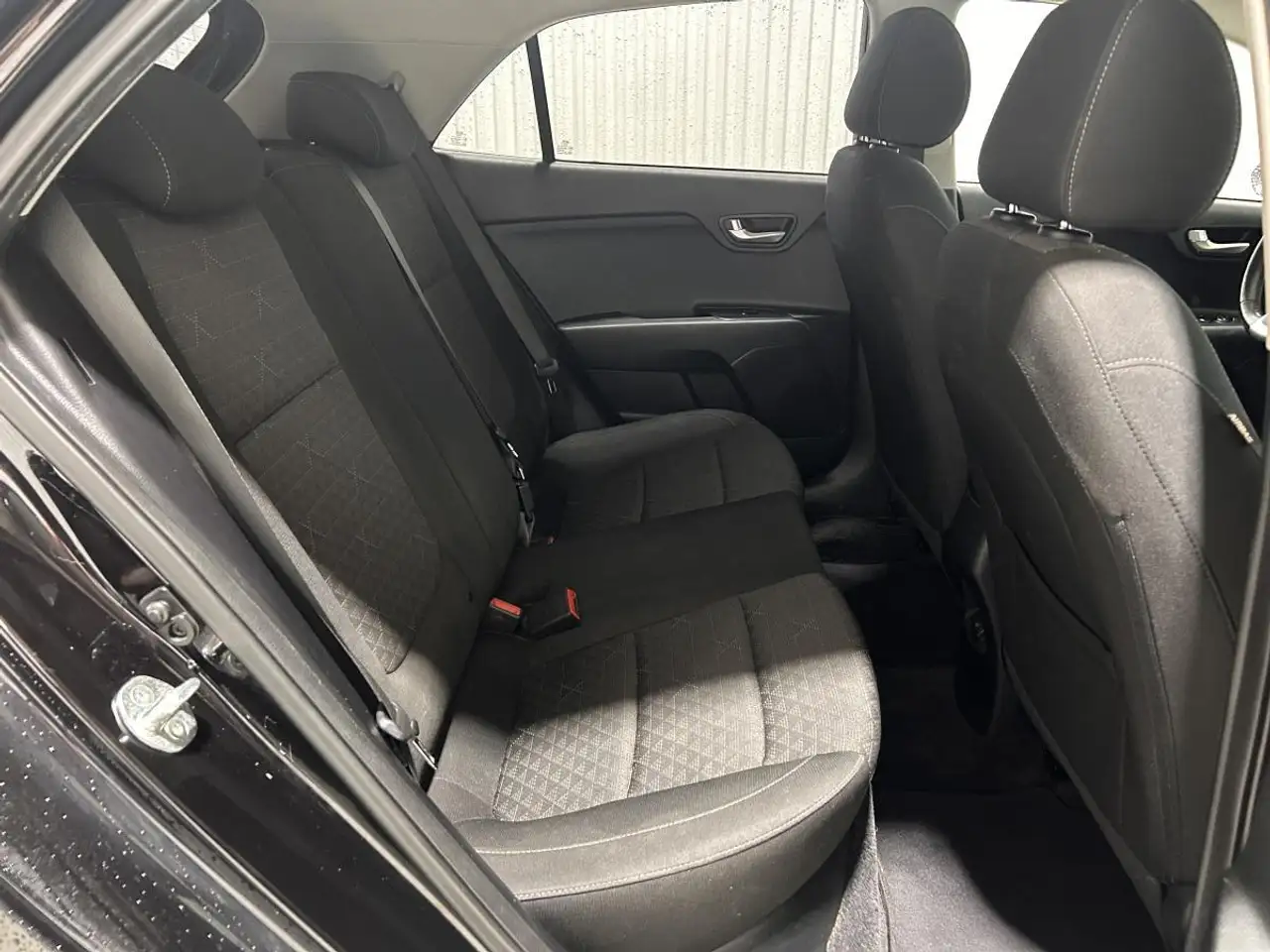 Kia Rio снимка Kia Rio