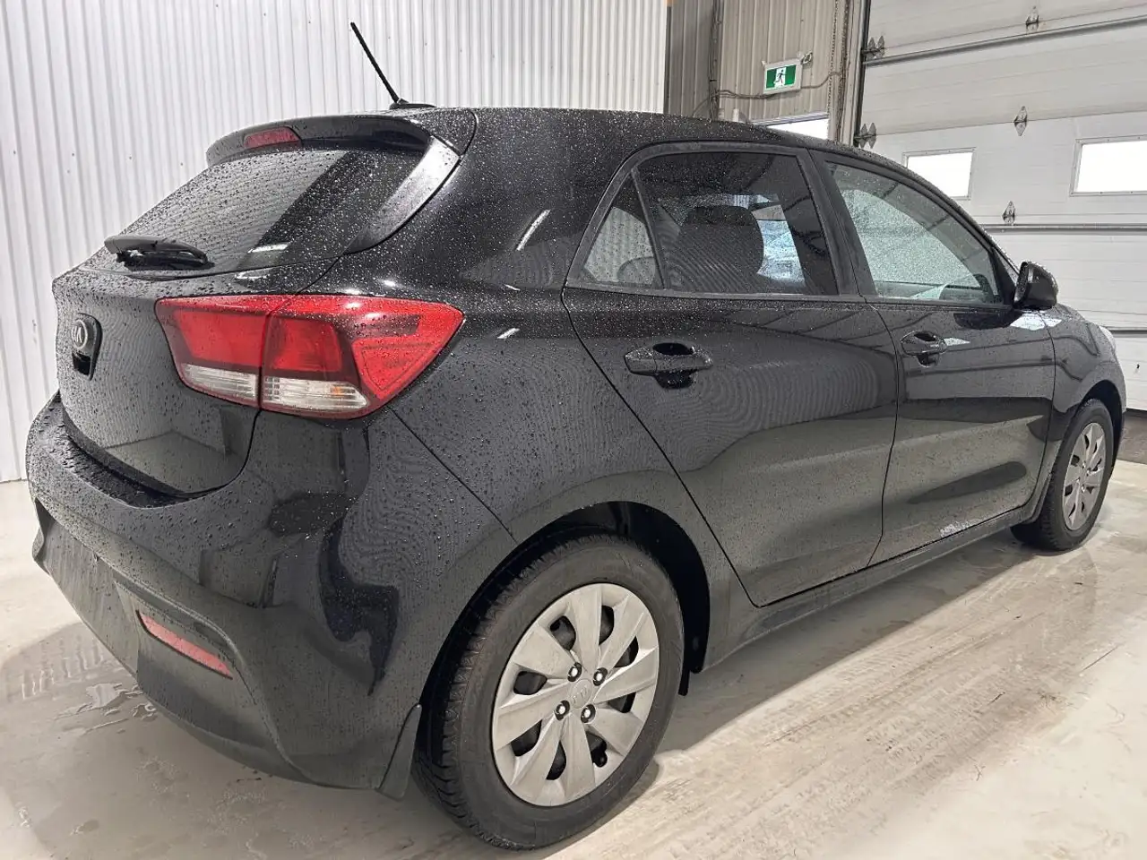 Kia Rio снимка Kia Rio