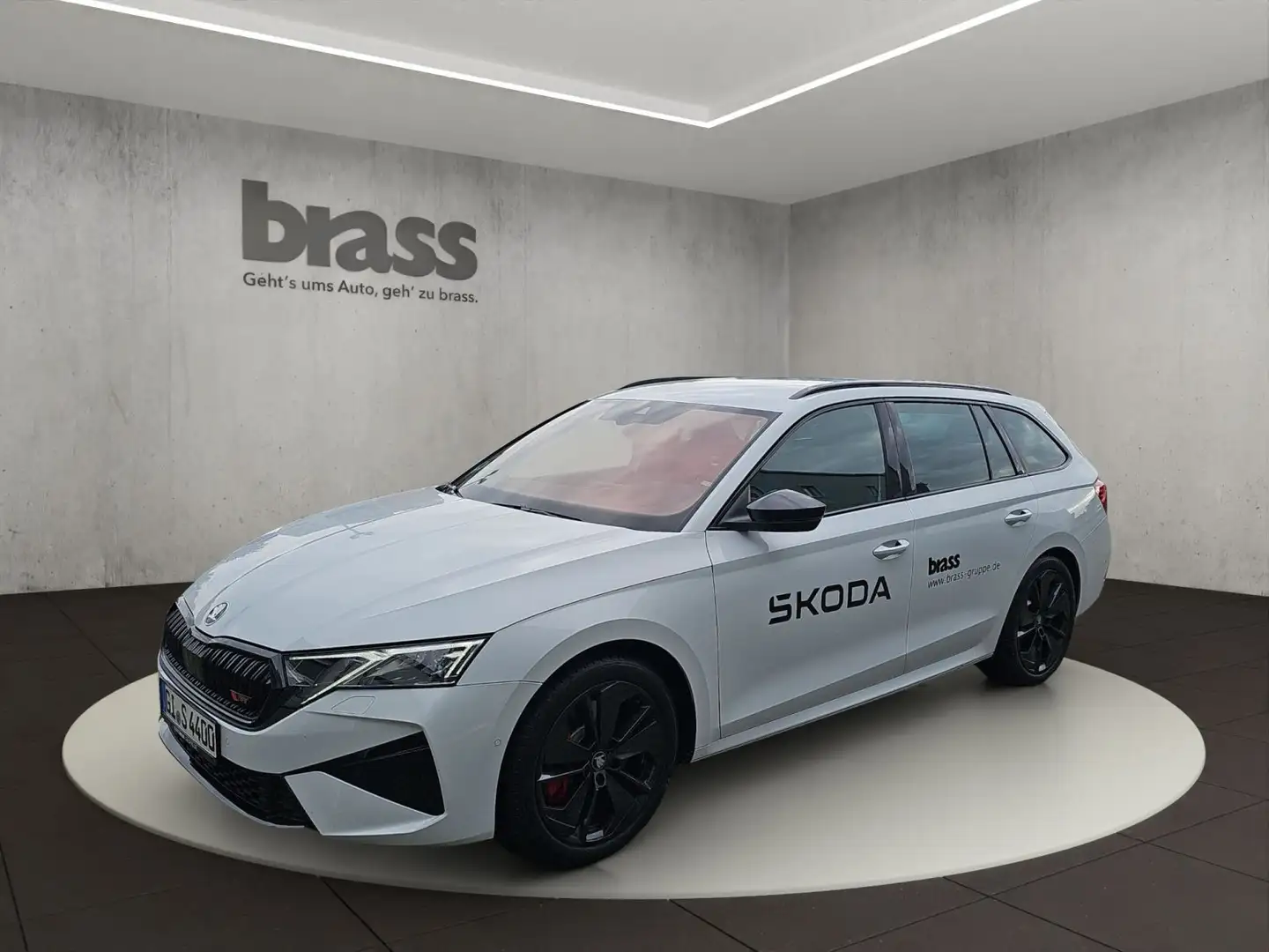 Skoda Octavia Combi RS 2,0 TSI 195 kW 7-Gang-DSG Weiß - 1