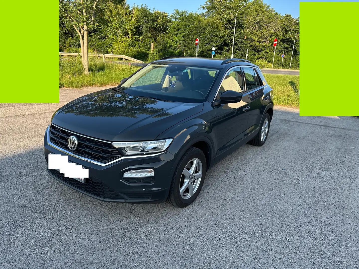 Volkswagen T-Roc 1,6 TDI SCR Grau - 1