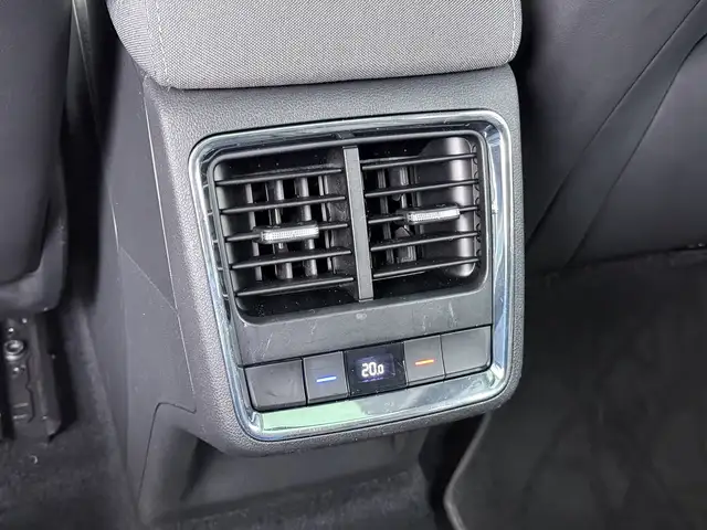 Skoda Enyaq view 30