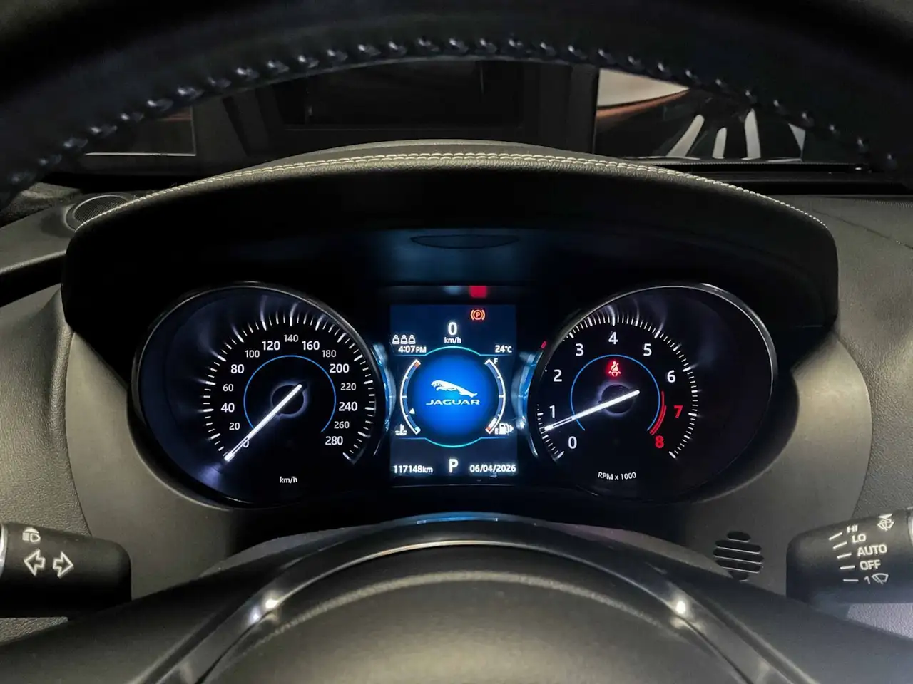 Jaguar F-Pace снимка Jaguar F-Pace