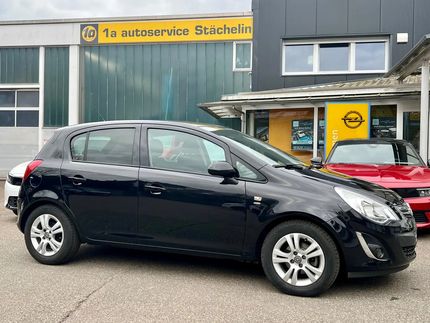 Opel Corsa D 1.4 5-t Satellite,S&LHZ,PDC,KLIMA Schwarz - 1