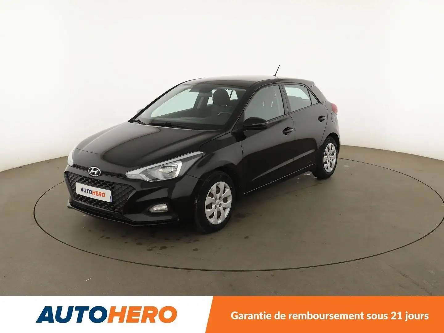 Hyundai i20 1.2 Initia Noir - 1