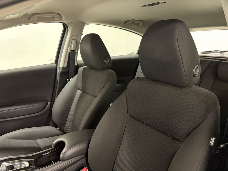 Honda HR-V 1.5 i-VTEC ELEGANCE — photo 10