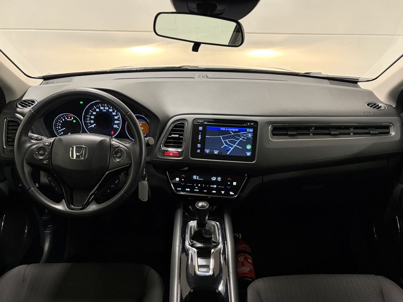 Honda HR-V 1.5 i-VTEC ELEGANCE — photo 9